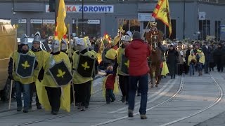 CZWARTEK: 10 NOWYCH AUTOBUSÓW, KRADZIEŻ NA KARTĘ , GRUDNIOWI MISTRZOWIE PARKOWANIA