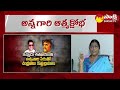 lakshmi parvathi reveals chandrababu shocking comments on jr.ntr jr.ntr lakshmi pranathi@sakshitv