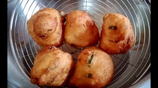 Urad Dal Bonda | ಬಿಸ್ಕೂಟ್ ಅಂಬಡೆ | Mangalorean biskoot Ambode Recipe | Biscuit Ambode in Kannada