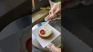 今天分享草莓蛋糕，今天換了新工具樣子更好看了。#shorts #vlog #funny #cake #food #baking