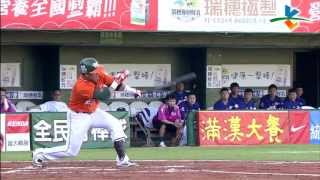 20130601 CPBL 犀牛V.S獅 1下 陳鏞基中外野平飛安打