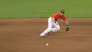 Lucas' diving play saves a run, ends inning