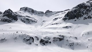 Skiing Bow Peak NE Bowl