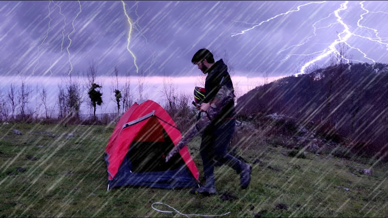 Solo Camping In Heavy Rain And Heavy Fog | Relaxing Camping With The ...