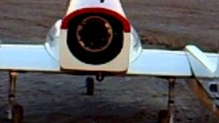 Kevin's maiden flight with the boomerang sprint turbine style down the beach