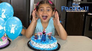 FROZEN 2 Birthday party Cake with Disney Princess Elsa and Anna Toys