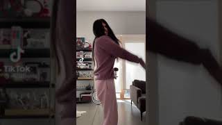 Mia Khalifa Body Trend