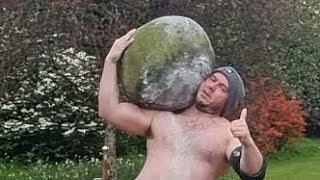 Ardvorlich Stone 152kg (335lbs) to shoulder (short version) #stonelifting #scotland #strongman