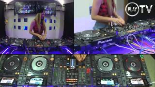 4 CDJs mixing by Djane Djoly. Vol.1