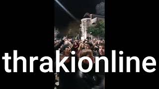 thrakionline.gr: Πανηγυρισμοί κατά την έξοδο προσαχθέντων που αφέθηκαν ελεύθεροι και δηλώσεις