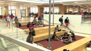 UH Moment: Record Enrollment at UH