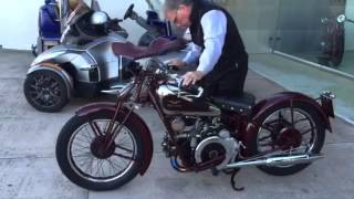 Mark starting the 1931 Moto Guzzi GT 2VT