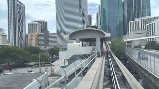 Ride Metromover in Miami: The Omni Loop