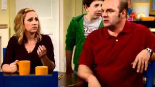 Good Luck Charlie - Teddy's Broken Hearts Club Band - Mini Byte - Disney Channel Official