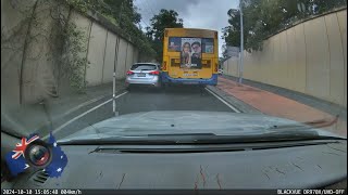 Aussiecams - This is not how to FORM 1 LANE - when will drivers learn? QLD