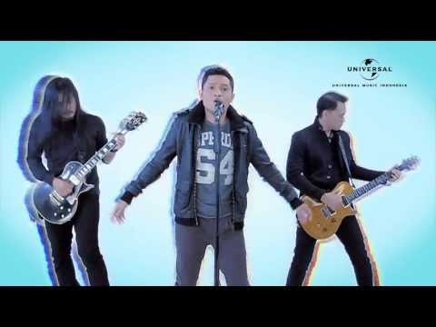 Andra And The Backbone Lebih Dari Siapapun