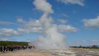 Strokkur (Строккюр) - рідкісне подвійне виверження!