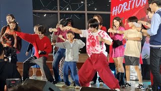 GAMES - HORI7ON Fancam - 241221 Ho Ho Holiday Hangout with HORI7ON, Mall of Asia - Fan Boy Doll Arch