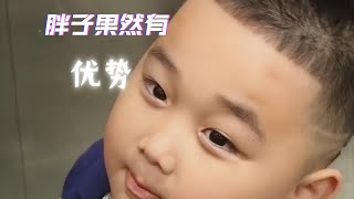 锻炼完开始欺负我是吧！我就去妈妈那边告状