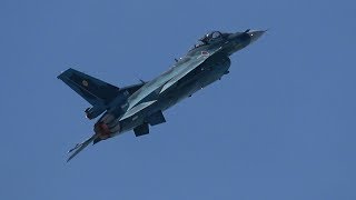 2018芦屋基地航空祭・Ｆ－２機動飛行「今年は、違うゼ！！！」