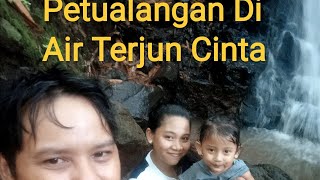 Petualangan ke wisata air terjun Cinta