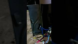 The cable is damaged #viralvideo #YouTubeshort