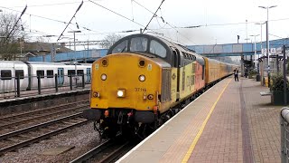 Colas 37116 \u0026 37099 Erupt through Alexandra Palace on 3Z25 - 22nd February 2025