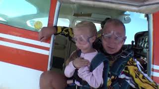 Dad Skydiving With 5 Year Old Daughter...Makes Me Think Of The Scripture Faith Like A Little Child