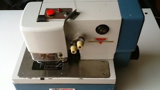 Reece Button hole sewing machine S4000