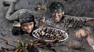 𝐓𝐞𝐚𝐦 𝐓𝐨𝐧𝐲 Bắt Hến Dưới Mưa - Cuộc Sống Miền Quê