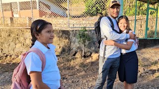 mariela y rene lleva a jenesis ala escuela y llebamos a marta la hermana de rene