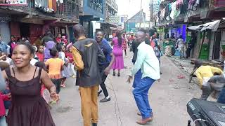 STREET EVANGELISM(PRAISE MOMENT PART 2)|| DOUBLE VISION SCHOOL GATE B