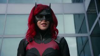 Batwoman - All fights from Elseworlds + Crisis on Infinite Earths