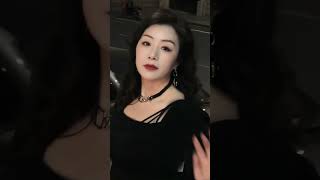 姨输给了年龄但气质没有输吧 #你的姨  #50岁女人该有的样子 #妆前妆后 #美女 #美妆 #阿姨 #漂亮 #化妆 #大嫂 #makeup #shorts