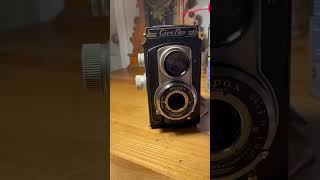 Cleaning a Ciroflex Model E TLR film camera circa 1947 | Forward Film Cameras Vintage Camera Channel