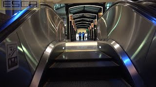 【夜】横浜ワールドポーターズ 外エスカレーター 1F-2F YOKOHAMA WORLD PORTERS Escalator