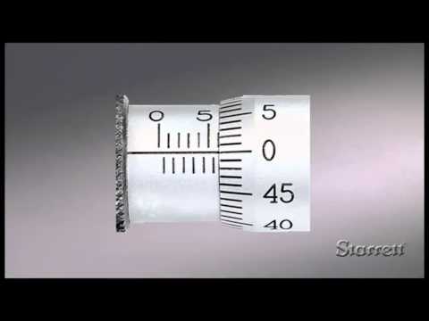 How does the micrometer achieve a reading accuracy of 0.01 mm?