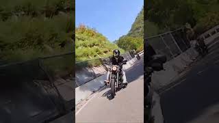 バイク転倒。コレは鎖骨骨折案件