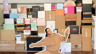 THE BIGGEST PR UNBOXING EVER...THIS IS SO CRAZY.. so much stuff