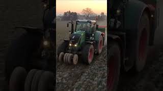 práškování s traktorem Fendt 828 Vario