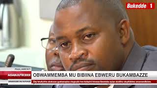 Agabuutikidde:Obwa memba mu bibiina bye bweru bukambazze.Uganda ebaanjibwa.Tekkirizibwa mu nkiiko.