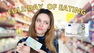 Eating with 5 euros for the whole day! Balanced day of eating under 5 dollars (5 euros) in Paris.