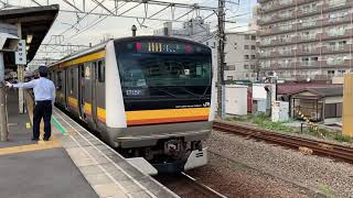 JR尻手駅を入線.通過.発車する列車。