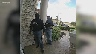 Pearland police look for men posing as DEA agents