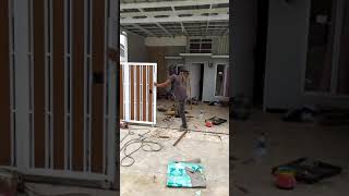 pintu pagar dorong minimalis modern. dorong samping. tidak makan tempat..