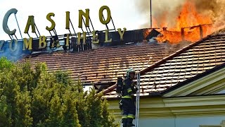 A lángoló szombathelyi Brenner Villa, a korábbi Casino épületének oltása