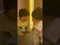 鏡に映る自分とお喋りする息子 shorts 赤ちゃん 育児 baby 1歳