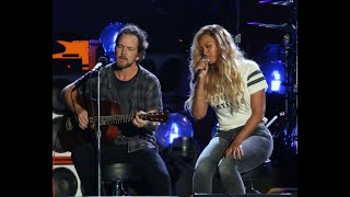 Beyoncé and Eddie Vedder Redepmtion Song live at Global Citizen Festival 2015