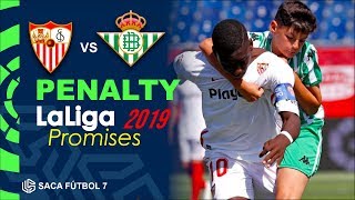 Penalty de Sevilla FC vs Real Betis LaLiga Promises 2019