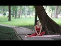 4k yoga time with emma - outdoor relaxation exercises